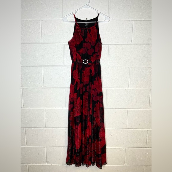 Alexa B Nites Dresses & Skirts - < Alexa B Nites Red and Black Floral Maxi Dress >